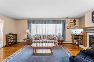 6 Canterbury Ct, East Setauket, NY 11733 - Photo 10