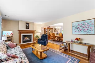6 Canterbury Ct, East Setauket, NY 11733 - Photo 6