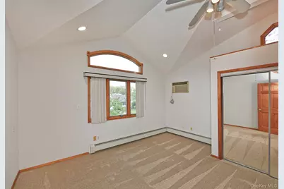 4 Ida Lane, North Babylon, NY 11703 - Photo 20