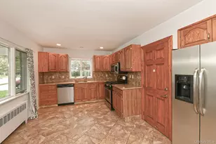 4 Ida Ln, North Babylon, NY 11703 - Photo 8
