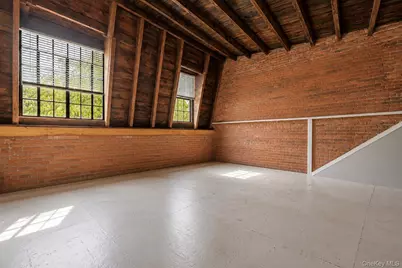 271 E 7th Street #5, New York, NY 10009 - Photo 14