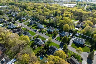 19 Hamilton Pl, Lake Grove, NY 11755 - Photo 42