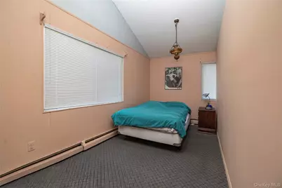 140 Baltimore Avenue, Massapequa, NY 11758 - Photo 20