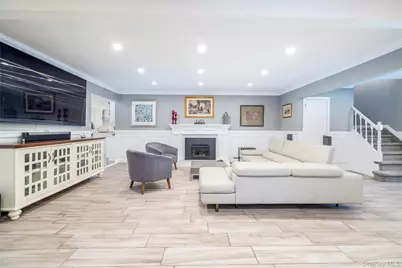 140 Baltimore Avenue, Massapequa, NY 11758 - Photo 2