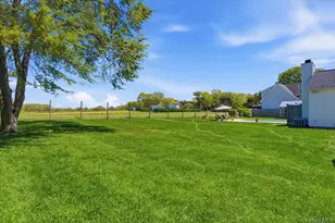 16 High Meadow Ln, Jamesport, NY 11901 - Photo 26