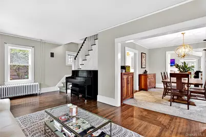 2 Van Buren Street, Port Washington, NY 11050 - Photo 4
