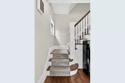 2 Van Buren Street, Port Washington, NY 11050 - Photo 6