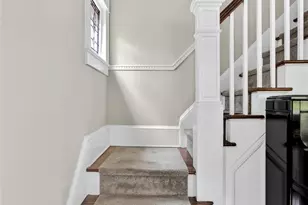 2 Van Buren St, Port Washington, NY 11050 - Photo 6
