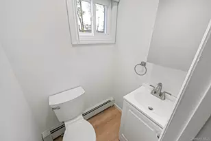 54 Evergreen St, West Babylon, NY 11704 - Photo 12