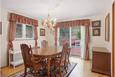 136 N Shore Drive, Wurtsboro, NY 12790 - Photo 16