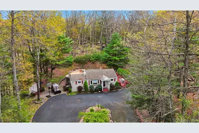 136 N Shore Drive, Wurtsboro, NY 12790 - Photo 4