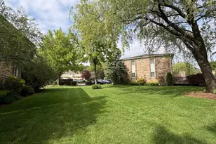 40 Town House Dr, Massapequa Park, NY 11762 - Photo 26