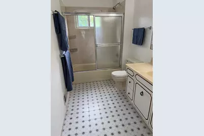 40 Town House Drive, Massapequa Park, NY 11762 - Photo 22