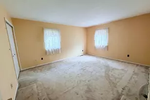 40 Town House Dr, Massapequa Park, NY 11762 - Photo 20