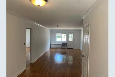 348 Dawson Lane, Jericho, NY 11753 - Photo 4