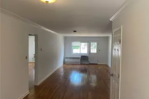 348 Dawson Ln, Jericho, NY 11753 - Photo 4