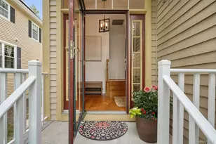 36 Scofield Ct, Peekskill, NY 10566 - Photo 2