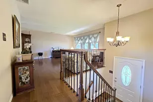 76 Webster Ave, Ronkonkoma, NY 11779 - Photo 8