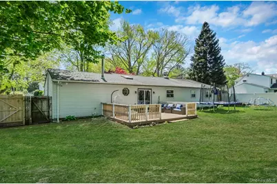 5 Oakwood Avenue, Port Jefferson Station, NY 11776 - Photo 24