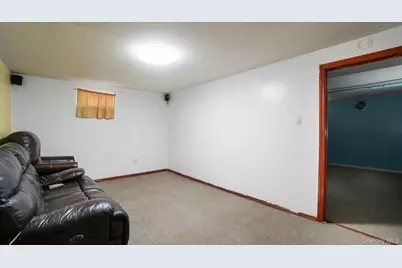 222-26 93rd Avenue, Queens Village, NY 11428 - Photo 16
