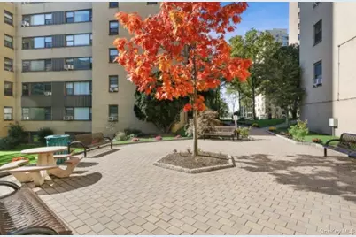 5 Fordham Hill Oval #10D, Bronx, NY 10468 - Photo 2