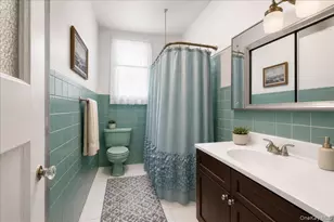 2041 Hobart Ave, Bronx, NY 10461 - Photo 20