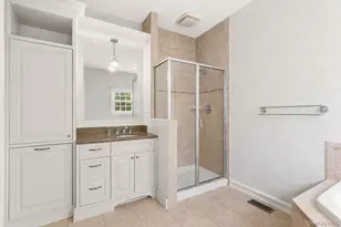1 Daniels Wy, Bay Shore, NY 11706 - Photo 14