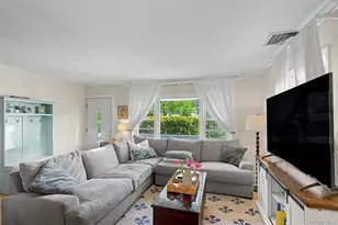 359 Moffitt Blvd, Islip, NY 11751 - Photo 4