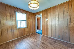 375 Latham Rd, Mineola, NY 11501 - Photo 10