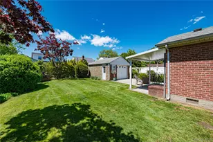 375 Latham Rd, Mineola, NY 11501 - Photo 26