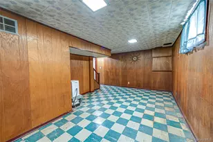 375 Latham Rd, Mineola, NY 11501 - Photo 24