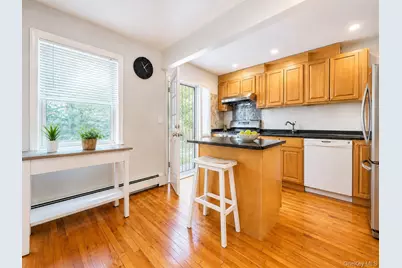 110-49 64 Road #1, Forest Hills, NY 11375 - Photo 10