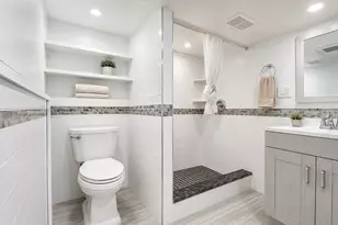 110-49 64th Rd, Forest Hills, NY 11375 - Photo 20