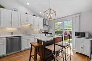 1 Sandra Ct, Glen Cove, NY 11542 - Photo 12