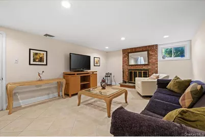 1 Sandra Court, Glen Cove, NY 11542 - Photo 26