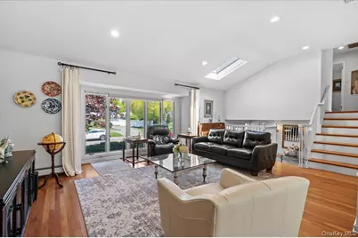 1 Sandra Court, Glen Cove, NY 11542 - Photo 6