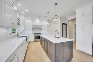 25 Maidstone Ln, Wading River, NY 11792 - Photo 8