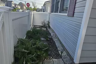 147 Lawson Ave, East Rockaway, NY 11518 - Photo 10