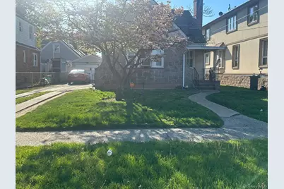 91 Broadway, Valley Stream, NY 11580 - Photo 1