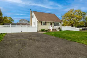 532 Rockaway St, West Islip, NY 11795 - Photo 26