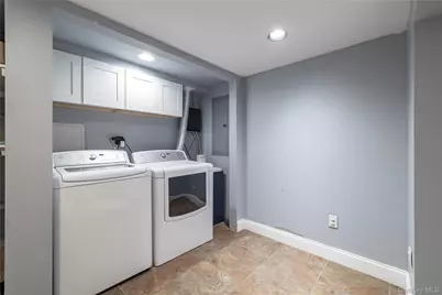 532 Rockaway Street, West Islip, NY 11795 - Photo 14