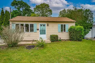 410 3rd Ave, East Northport, NY 11731 - Photo 2