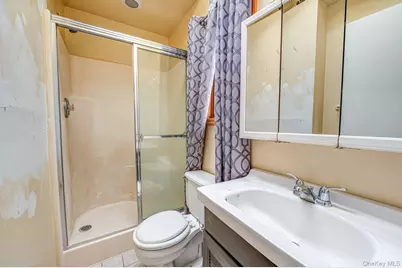 410 3rd Avenue, East Northport, NY 11731 - Photo 20