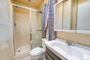 410 3rd Ave, East Northport, NY 11731 - Photo 20