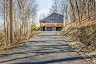 10 Deerpath Dr, New Paltz, NY 12561 - Photo 2