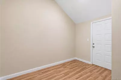 201 Serpentine Lane, Islandia, NY 11749 - Photo 20