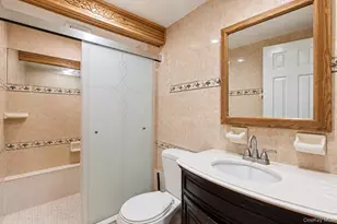 201 Serpentine Ln, Islandia, NY 11749 - Photo 16