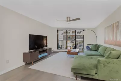 1155 Warburton Avenue #1D, Yonkers, NY 10701 - Photo 2