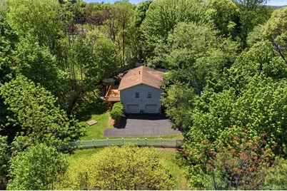10 Sabin Drive, Airmont, NY 10901 - Photo 32