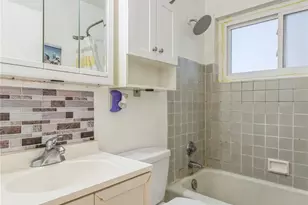 80-14 150th St, Briarwood, NY 11435 - Photo 14
